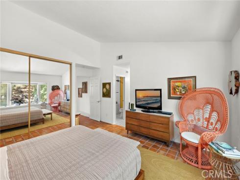 25962  Ernestine   Court, Laguna Hills, CA