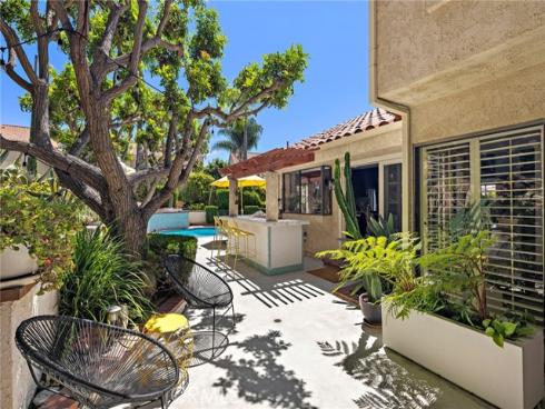 25962  Ernestine   Court, Laguna Hills, CA