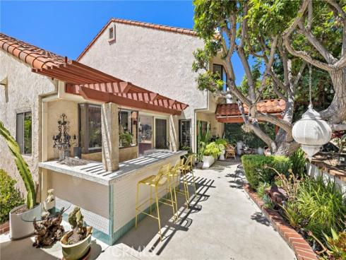 25962  Ernestine   Court, Laguna Hills, CA