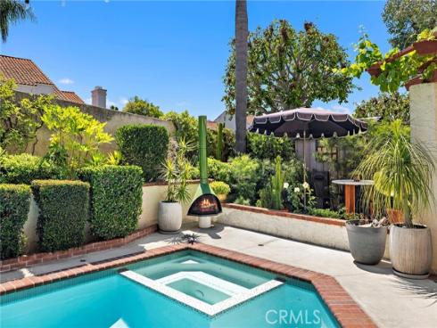 25962  Ernestine   Court, Laguna Hills, CA
