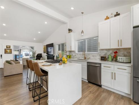 25552 Mackenzie Street, Laguna Hills, CA