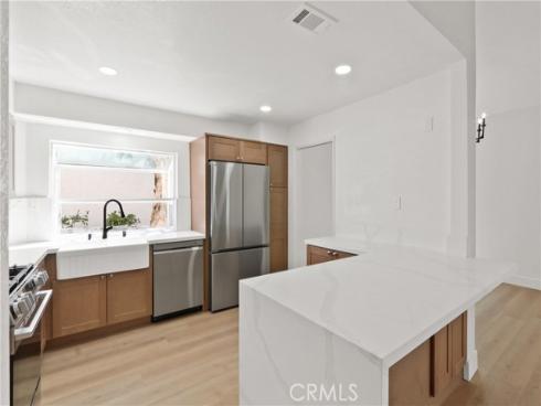 17 Rocky Creek , Laguna Hills, CA