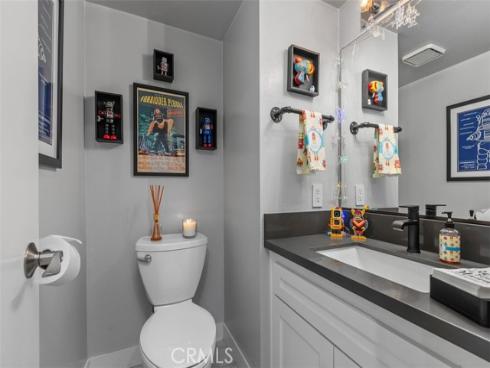 7 Shadow Hill , Laguna Hills, CA