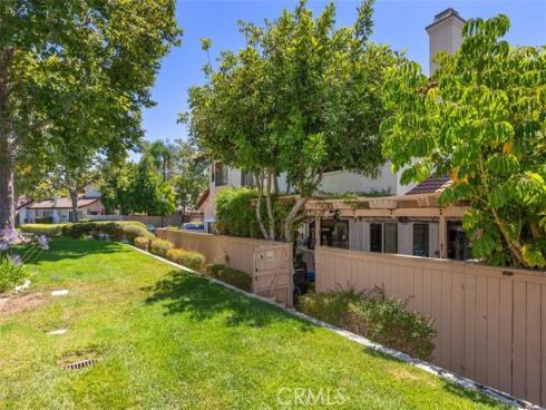 7 Shadow Hill , Laguna Hills, CA