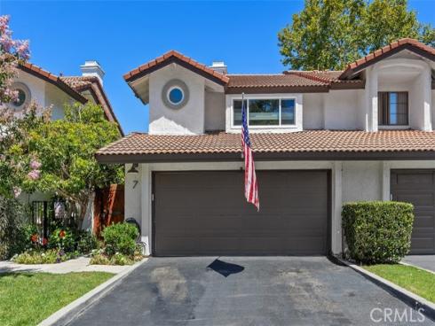 7 Shadow Hill , Laguna Hills, CA