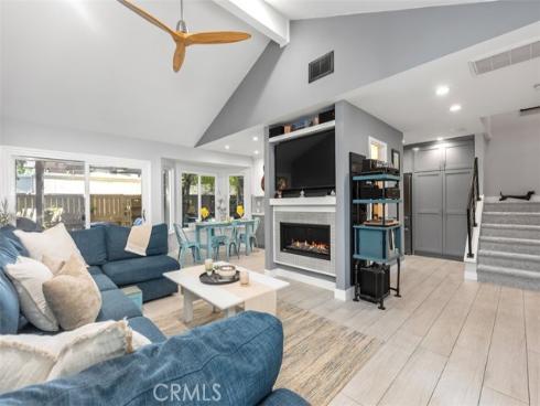 7 Shadow Hill , Laguna Hills, CA