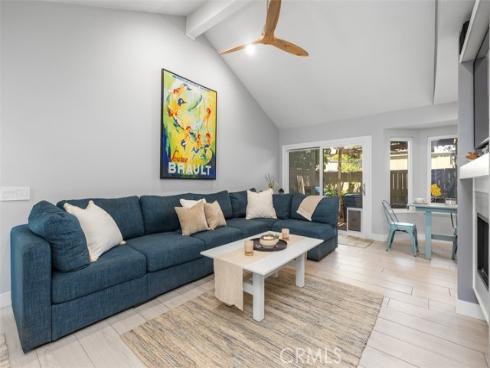 7 Shadow Hill , Laguna Hills, CA