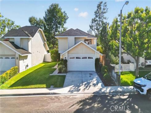 43 Oxbow Creek , Laguna Hills, CA