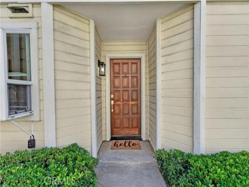 43 Oxbow Creek , Laguna Hills, CA