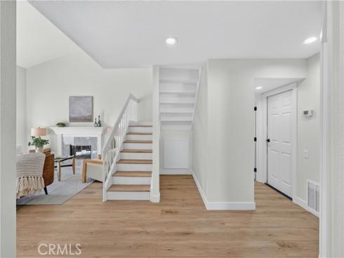 43 Oxbow Creek , Laguna Hills, CA