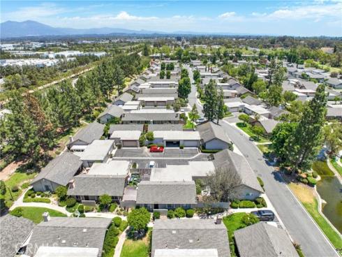 22891 Caminito Flores , Laguna Hills, CA