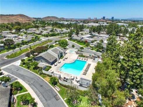 22891 Caminito Flores , Laguna Hills, CA