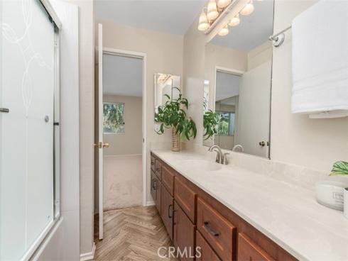 22125 Caminito Vino , Laguna Hills, CA