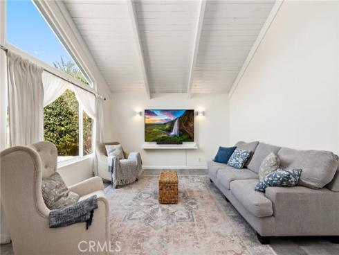 25132 Southport Street, Laguna Hills, CA