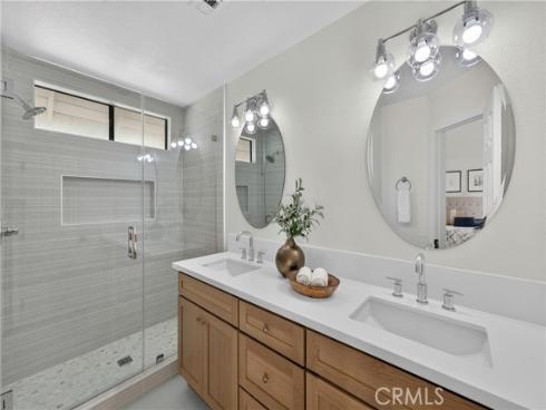 43 Oxbow Creek , Laguna Hills, CA