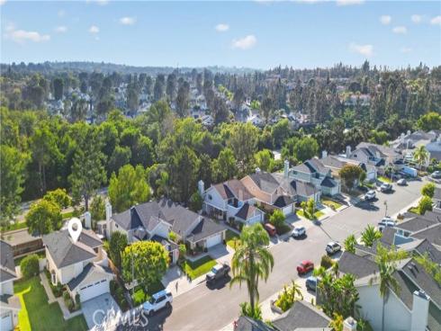 43 Oxbow Creek , Laguna Hills, CA