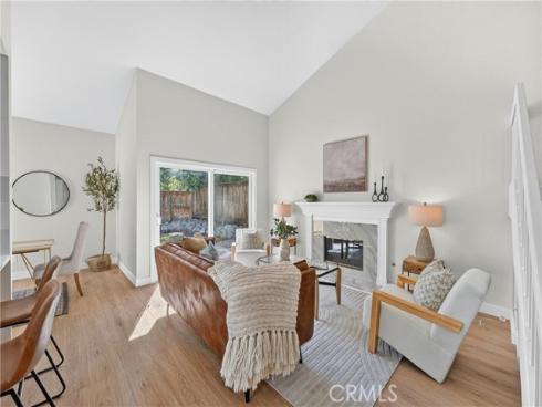 43 Oxbow Creek , Laguna Hills, CA