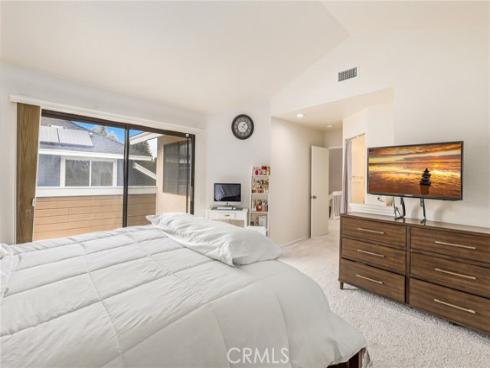22 Rocky Creek Lane, Laguna Hills, CA