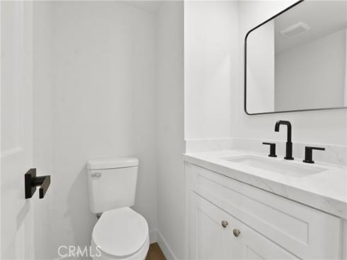18  Clover Hill  115  Lane, Laguna Hills, CA