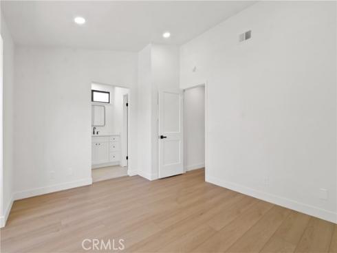 18  Clover Hill  115  Lane, Laguna Hills, CA