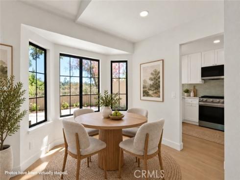 18  Clover Hill  115  Lane, Laguna Hills, CA