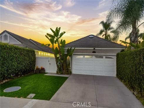 19 Indian Hill , Laguna Hills, CA