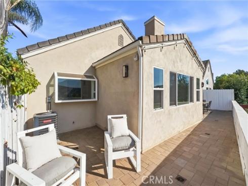 19 Indian Hill , Laguna Hills, CA