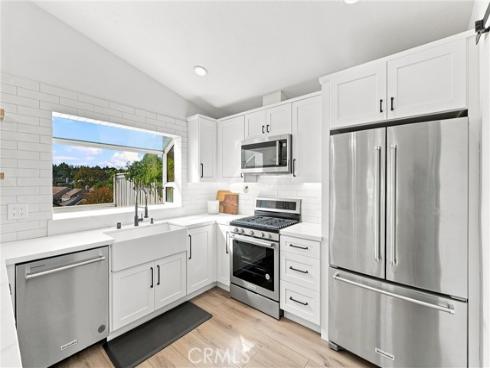 19 Indian Hill , Laguna Hills, CA