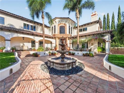 27641 Deputy , Laguna Hills, CA