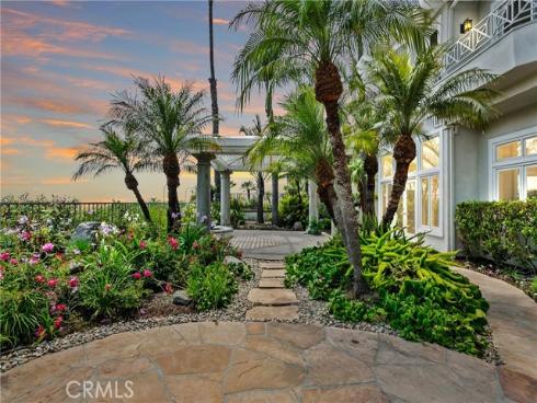 26  Newcastle Lane  , Laguna Niguel, CA