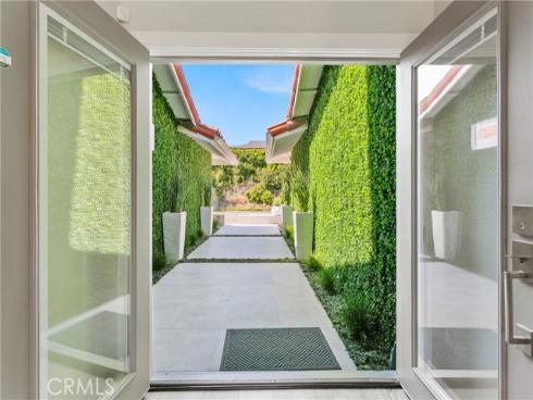 24092  Hillhurst Drive  , Laguna Niguel, CA