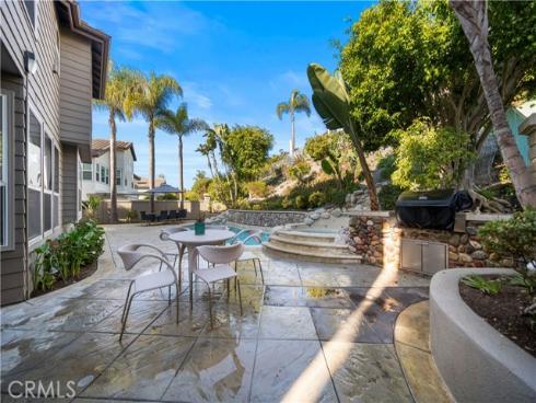 25  Pembroke   Lane, Laguna Niguel, CA