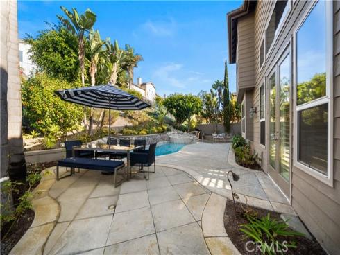 25  Pembroke   Lane, Laguna Niguel, CA