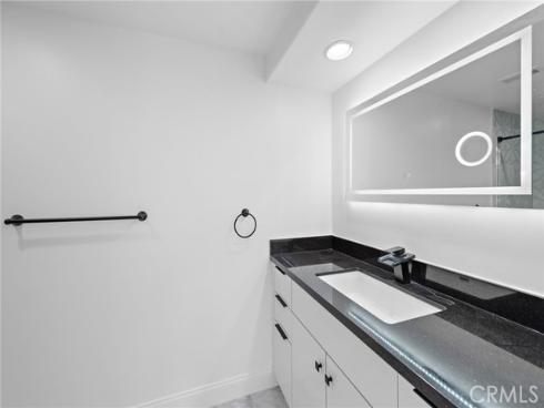 13  Nice  , Laguna Niguel, CA