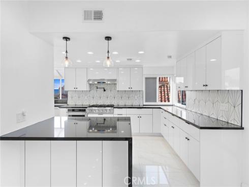 13  Nice  , Laguna Niguel, CA