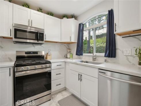 30902 Clubhouse 27D Drive, Laguna Niguel, CA