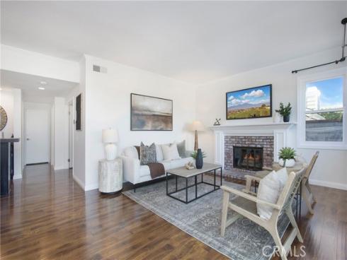 31  Russell  , Laguna Niguel, CA