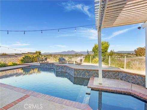 31  Russell  , Laguna Niguel, CA