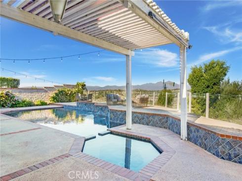 31  Russell  , Laguna Niguel, CA