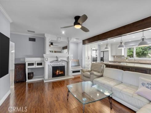 29931  Happy Sparrow  , Laguna Niguel, CA