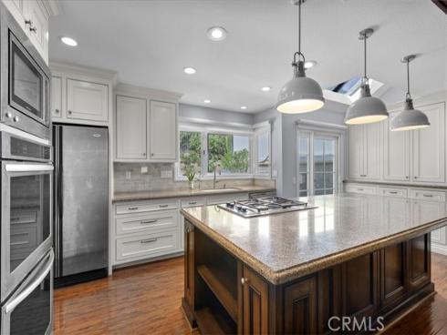 29931  Happy Sparrow  , Laguna Niguel, CA