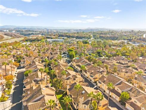 25203  Via Azul  , Laguna Niguel, CA