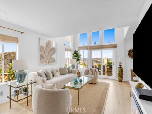 29372  Christiana  , Laguna Niguel, CA