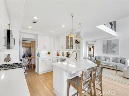 29372  Christiana  , Laguna Niguel, CA