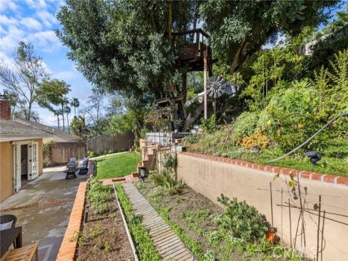 25081  Adelanto Drive  , Laguna Niguel, CA