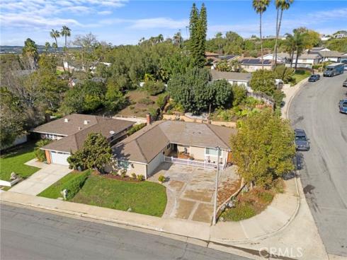 25081  Adelanto Drive  , Laguna Niguel, CA