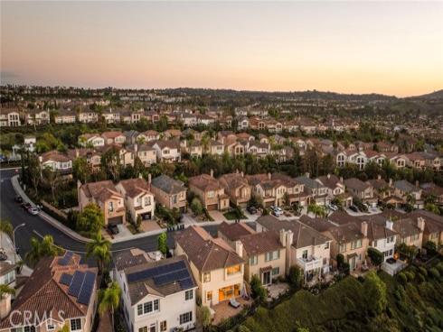 27435  Country Lane   Road, Laguna Niguel, CA