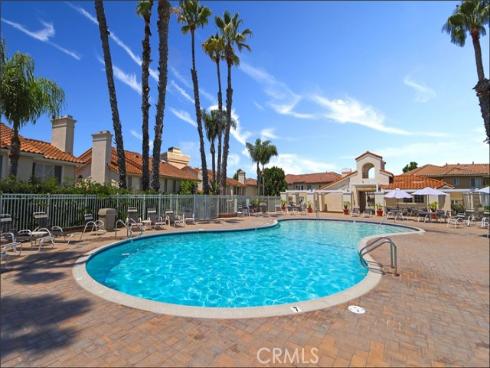 24321  Airporter  , Laguna Niguel, CA