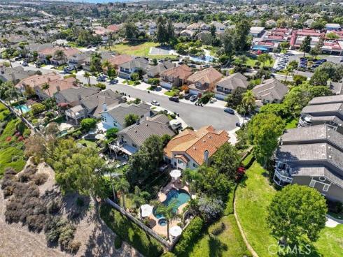 2  High Bluff  , Laguna Niguel, CA