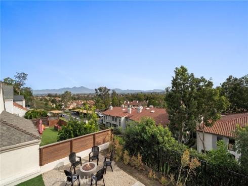 29792  Running Deer  , Laguna Niguel, CA